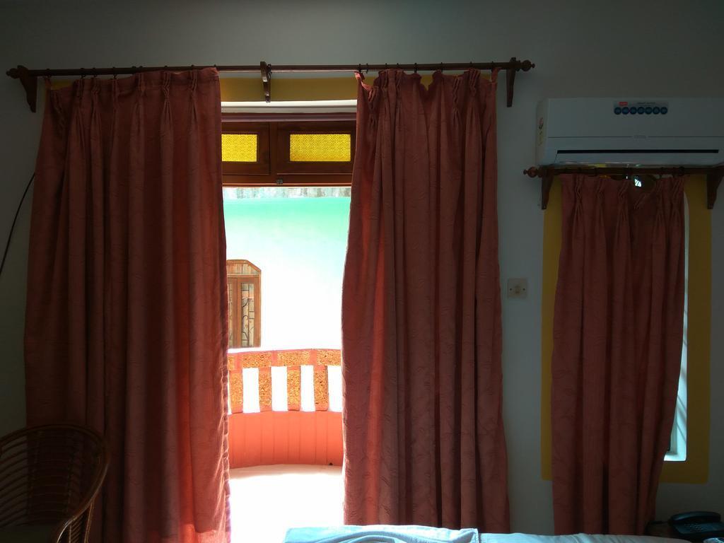 קלנגוטה Bribon Guest House מראה חיצוני תמונה