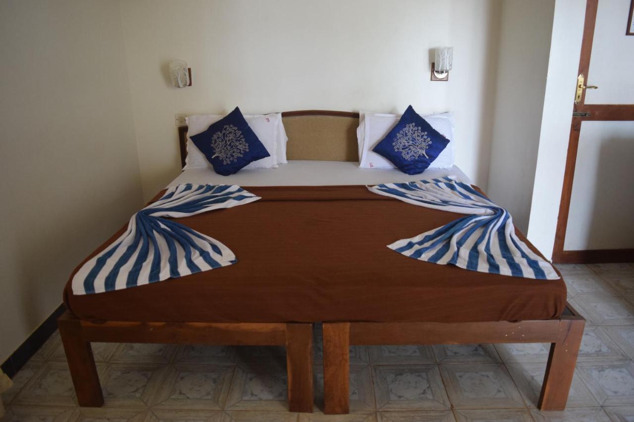 קלנגוטה Bribon Guest House מראה חיצוני תמונה